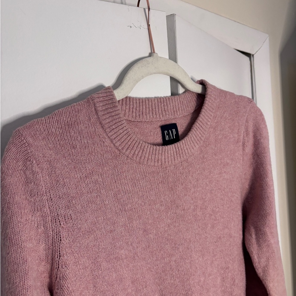 GAP Soft Pink 💕 cotton blend Pullover sweater - Picture 3 of 9